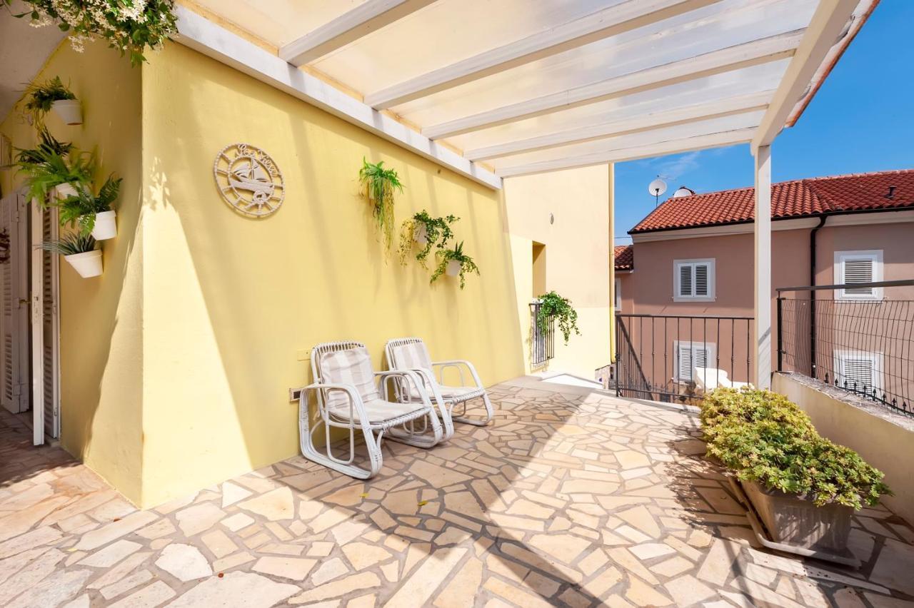 Apartment Bassano Ровинь Экстерьер фото